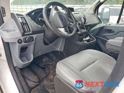 Zdjęcie 8 z 14 samochodu: 2019 FORD TRANSIT 350 DELIVERY VAN VIN:1FTBW3UG0KKB71144 - miniatura