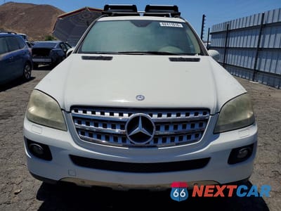 Piąte zdjęcie samochodu w środku: 2008 MERCEDES-BENZ ML 350 VIN:4JGBB86E28A302881 - miniatura