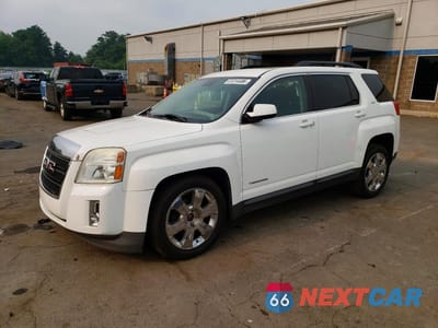 2013 GMC TERRAIN SLT 2GKFLUE38D6367502 - główne zdjęcie licytacji z USA - miniatura