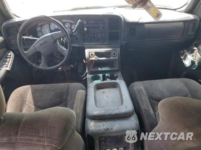 Zdjęcie 8 z 13 samochodu: 2003 GMC SIERRA C1500 HEAVY DUTY VIN:1GTGC13U73F154748 - miniatura