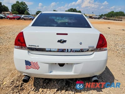 Zdjęcie 6 z 12 samochodu: 2010 CHEVROLET IMPALA POLICE VIN:2G1WD5EM3A1247003 - miniatura