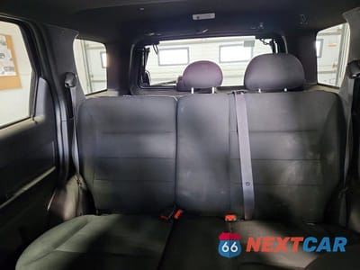 Zdjęcie 10 z 14 samochodu: 2008 FORD ESCAPE XLT VIN:1FMCU93128KE81195 - miniatura