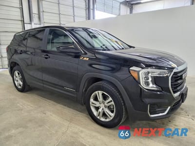 Czwarte zdjęcie samochodu z boku: 2022 GMC TERRAIN SLE VIN:3GKALTEV7NL168430 - miniatura