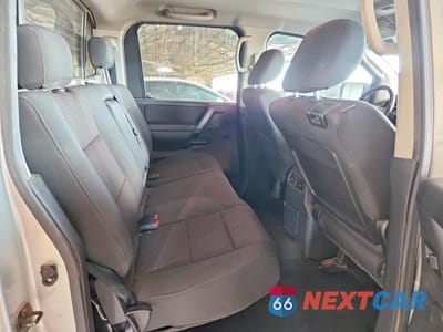 Zdjęcie 10 z 12 samochodu: 2010 NISSAN TITAN SE VIN:1N6AA0ED7AN313464 - miniatura