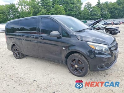 Czwarte zdjęcie samochodu z boku: 2018 MERCEDES-BENZ METRIS VIN:WD4PG2EEXJ3383154 - miniatura