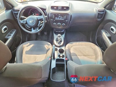 Zdjęcie 8 z 14 samochodu: 2017 KIA SOUL BASE VIN:KNDJN2A24H7880088 - miniatura