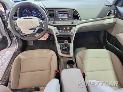 Zdjęcie 8 z 13 samochodu: 2018 HYUNDAI ELANTRA SE VIN:5NPD74LF2JH353669 - miniatura