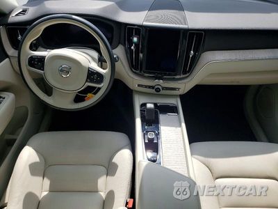 Zdjęcie 8 z 12 samochodu: 2023 VOLVO XC60 PLUS VIN:YV4L12DN6P1218117 - miniatura