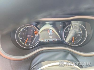 Zdjęcie 9 z 14 samochodu: 2018 JEEP CHEROKEE LIMITED VIN:1C4PJMDBXJD564618 - miniatura