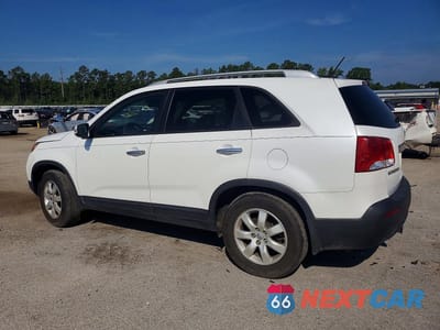 Drugie zdjęcie samochodu z przodu: 2013 KIA SORENTO LX VIN:5XYKT4A61DG409943 - miniatura