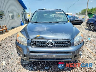 Piąte zdjęcie samochodu w środku: 2007 TOYOTA RAV4 SPORT VIN:JTMZK32V076007467 - miniatura