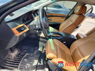 Zdjęcie 7 z 12 samochodu: 2008 BMW 535 XI VIN:WBANV935X8CZ65538 - miniatura