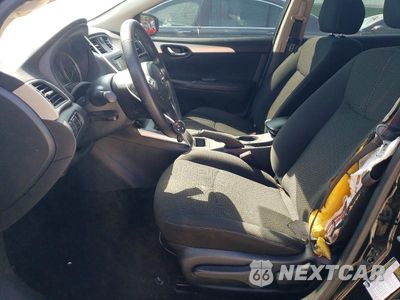 Zdjęcie 7 z 12 samochodu: 2018 NISSAN SENTRA S VIN:3N1AB7AP4JY279983 - miniatura
