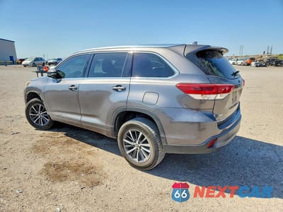Drugie zdjęcie samochodu z przodu: 2018 TOYOTA HIGHLANDER XLE VIN:5TDKZRFH4JS258715 - miniatura