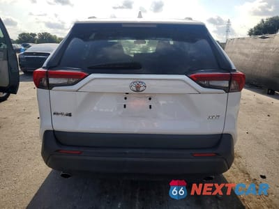 Zdjęcie 6 z 13 samochodu: 2022 TOYOTA RAV4 XLE VIN:2T3W1RFV6NC188543 - miniatura