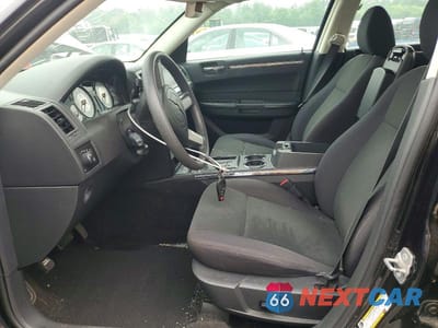 Zdjęcie 7 z 12 samochodu: 2010 CHRYSLER 300 TOURING VIN:2C3CA4CD2AH122893 - miniatura