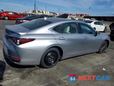 Trzecie zdjęcie samochodu z tyłu: 2023 LEXUS ES 300H BASE VIN:58ADA1C18PU036311 - miniatura