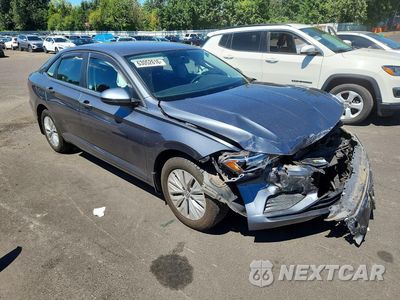 Czwarte zdjęcie samochodu z boku: 2019 VOLKSWAGEN JETTA S VIN:3VWN57BU7KM038502 - miniatura