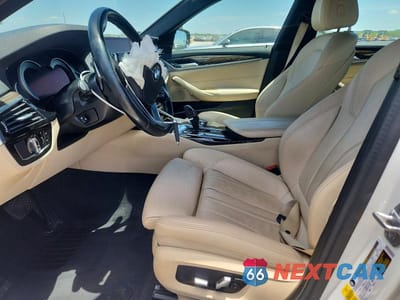 Zdjęcie 7 z 12 samochodu: 2019 BMW 530 I VIN:WBAJA5C5XKWW18753 - miniatura