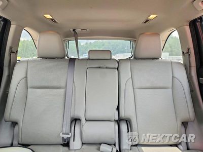 Zdjęcie 10 z 13 samochodu: 2017 TOYOTA HIGHLANDER LIMITED VIN:5TDDZRFH9HS431969 - miniatura