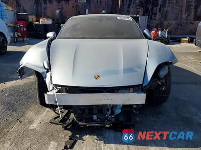 Piąte zdjęcie samochodu w środku: 2024 PORSCHE TAYCAN VIN:WP0AA2Y19RSA12727 - miniatura