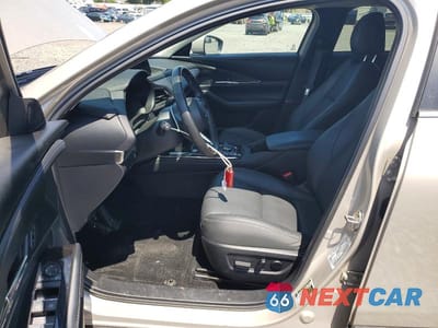 Zdjęcie 7 z 13 samochodu: 2024 MAZDA CX-30 PREFERRED VIN:3MVDMBCM5RM633375 - miniatura