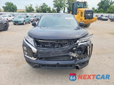 Piąte zdjęcie samochodu w środku: 2024 MITSUBISHI OUTLANDER SPORT S/SE VIN:JA4ARUAU8RU009371 - miniatura