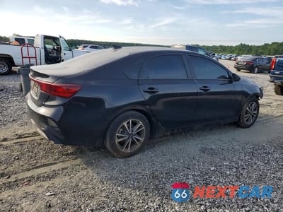 Trzecie zdjęcie samochodu z tyłu: 2023 KIA FORTE LXS VIN:3KPF24AD3PE638659 - miniatura