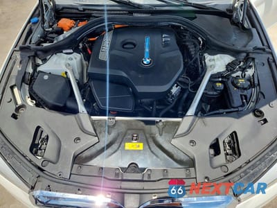 Zdjęcie 11 z 12 samochodu: 2018 BMW 530E VIN:WBAJA9C59JB253480 - miniatura