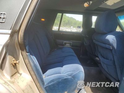 Zdjęcie 10 z 12 samochodu: 1986 LINCOLN TOWN CAR VIN:1LNBP96F7GY600543 - miniatura