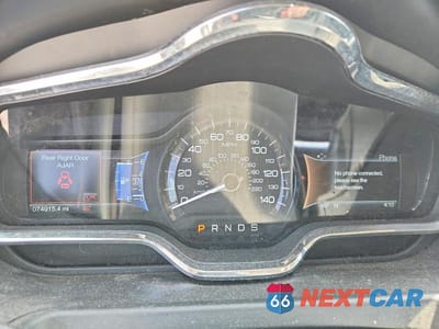 Zdjęcie 9 z 14 samochodu: 2019 LINCOLN MKT VIN:2LMHJ5AT0KBL04162 - miniatura