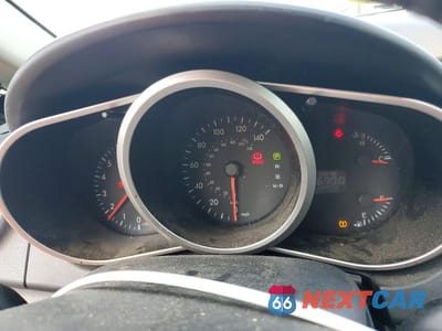 Zdjęcie 9 z 14 samochodu: 2010 MAZDA CX-7 VIN:JM3ER2WM5A0329822 - miniatura