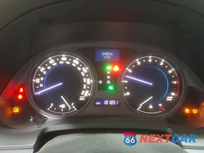 Zdjęcie 9 z 12 samochodu: 2006 LEXUS IS 350 VIN:JTHBE262465001046 - miniatura