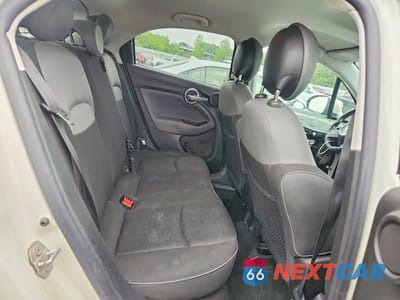 Zdjęcie 10 z 12 samochodu: 2016 FIAT 500X EASY VIN:ZFBCFXBTXGP468530 - miniatura