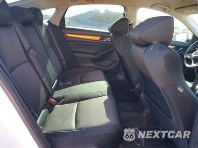 Zdjęcie 10 z 12 samochodu: 2020 HONDA ACCORD LX VIN:1HGCV1F17LA016233 - miniatura