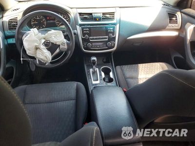Zdjęcie 8 z 12 samochodu: 2018 NISSAN ALTIMA 2.5/S/SV/SL/SR VIN:1N4AL3AP3JC295402 - miniatura