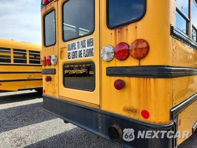 Zdjęcie 9 z 10 samochodu: 2015 IC CORPORATION 3000 CE SCHOOL BUS VIN:4DRBUC8P6FB689647 - miniatura