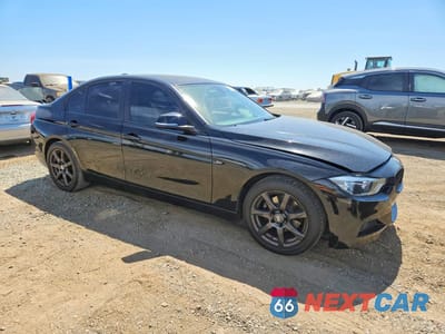 Czwarte zdjęcie samochodu z boku: 2016 BMW 320 I VIN:WBA8A9C54GK618557 - miniatura