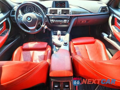 Zdjęcie 8 z 13 samochodu: 2018 BMW 3ER 330 I VIN:WBA8B9C53JK677202 - miniatura