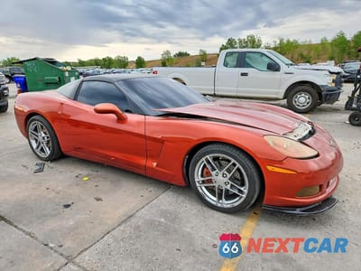 Czwarte zdjęcie samochodu z boku: 2005 CHEVROLET CORVETTE VIN:1G1YY24U155123474 - miniatura