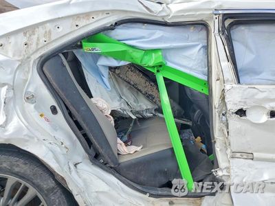 Zdjęcie 10 z 12 samochodu: 2017 TOYOTA CAMRY SE VIN:4T1BF1FK7HU437757 - miniatura