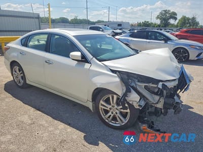 Czwarte zdjęcie samochodu z boku: 2015 NISSAN ALTIMA 3.5 SL VIN:1N4BL3AP5FC188363 - miniatura