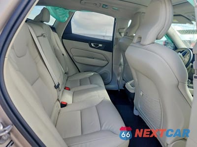 Zdjęcie 11 z 13 samochodu: 2025 VOLVO XC60 PLUS VIN:YV4M12RC4S1074152 - miniatura