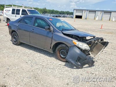 Czwarte zdjęcie samochodu z boku: 2013 TOYOTA COROLLA L VIN:5YFBU4EE7DP200037 - miniatura