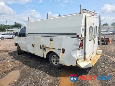 Drugie zdjęcie samochodu z przodu: 2005 CHEVROLET EXPRESS G3500 VIN:1GBHG31UX51110965 - miniatura
