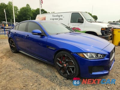 Czwarte zdjęcie samochodu z boku: 2019 JAGUAR XE S VIN:SAJAM4FV0KCP43828 - miniatura
