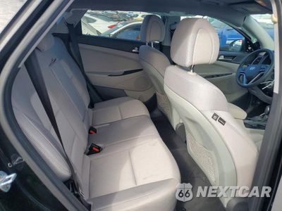 Zdjęcie 11 z 13 samochodu: 2018 HYUNDAI TUCSON SE VIN:KM8J23A47JU700685 - miniatura
