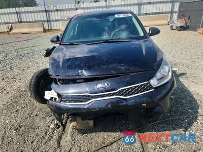 Piąte zdjęcie samochodu w środku: 2018 KIA RIO LX VIN:3KPA24AB9JE079585 - miniatura