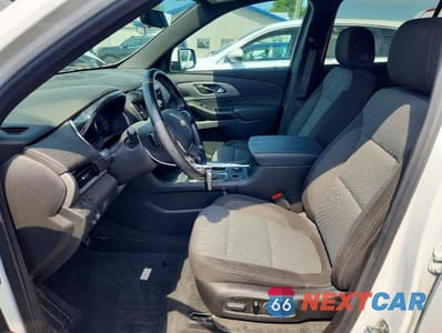 Zdjęcie 7 z 12 samochodu: 2023 CHEVROLET TRAVERSE LT VIN:1GNERGKW9PJ293379 - miniatura