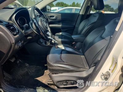 Zdjęcie 7 z 12 samochodu: 2018 JEEP COMPASS LIMITED VIN:3C4NJDCBXJT307350 - miniatura